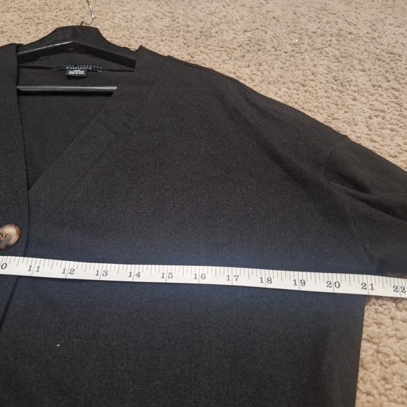 NWOT Social Standard by Sanctuary Black Cropped Cardigan Size M - Picture 5 of 6